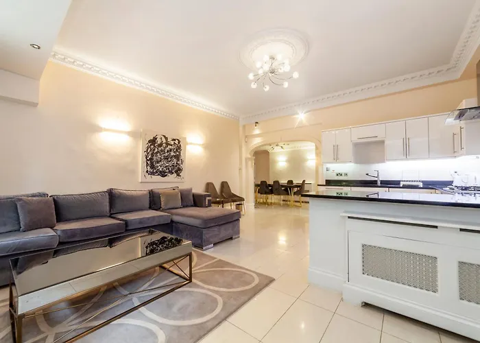 Captivating 3Br Flat, 5 Min To Hyde Park