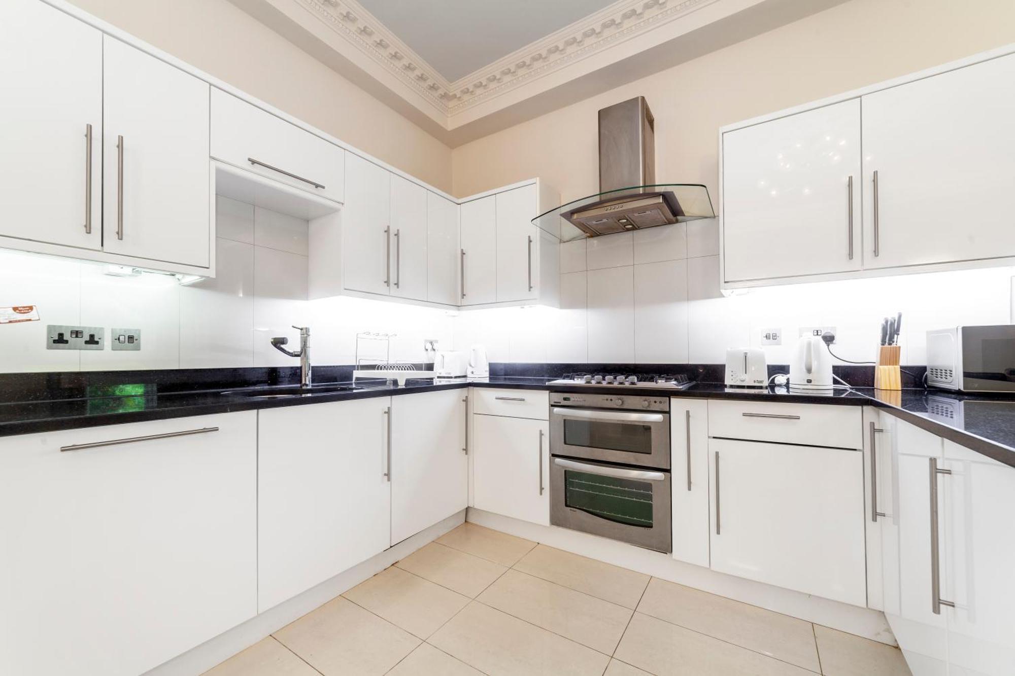 Apartment Captivating 3br Flat, 5 Min To Hyde Park *