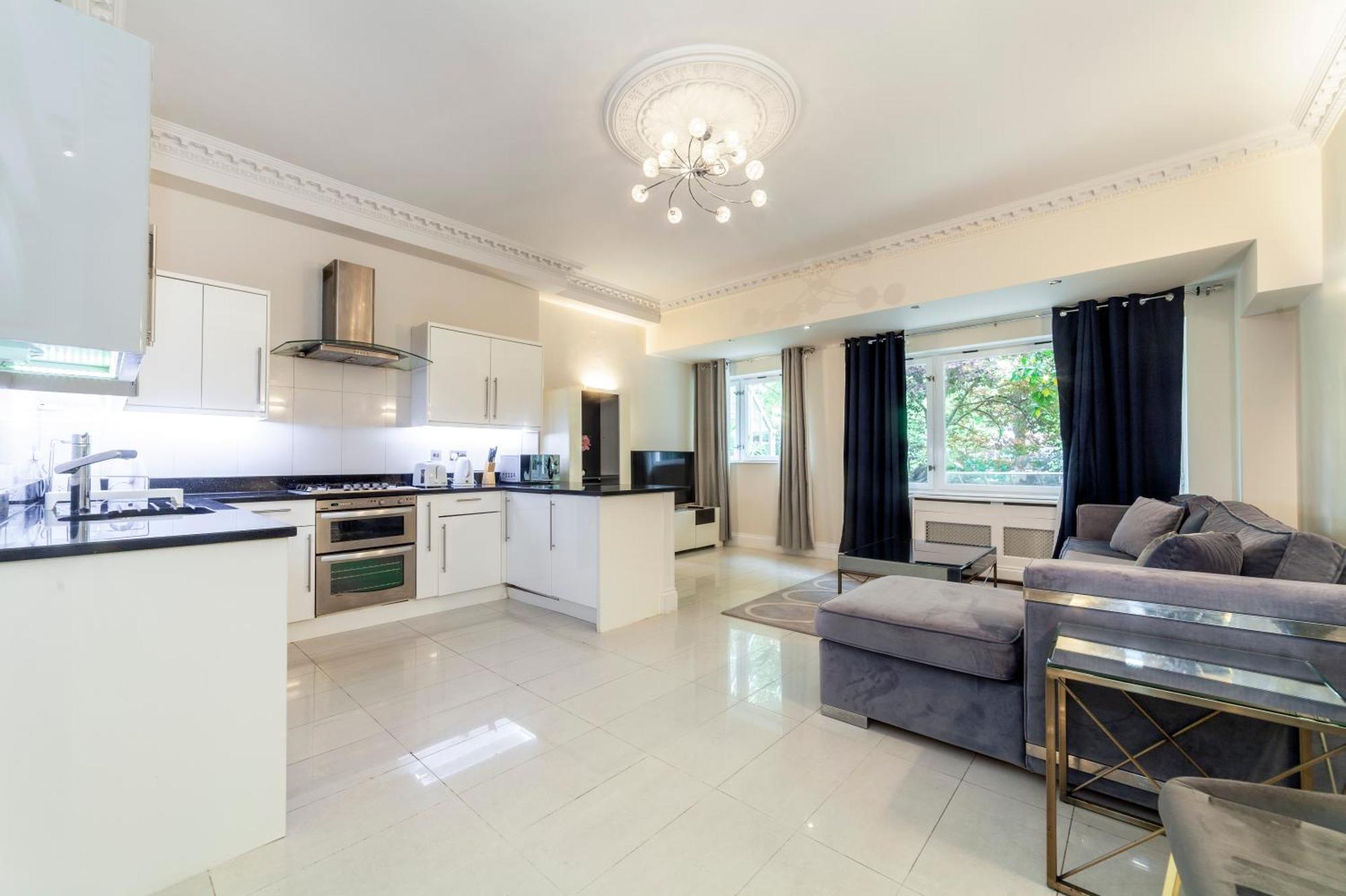 Apartment Captivating 3br Flat, 5 Min To Hyde Park
