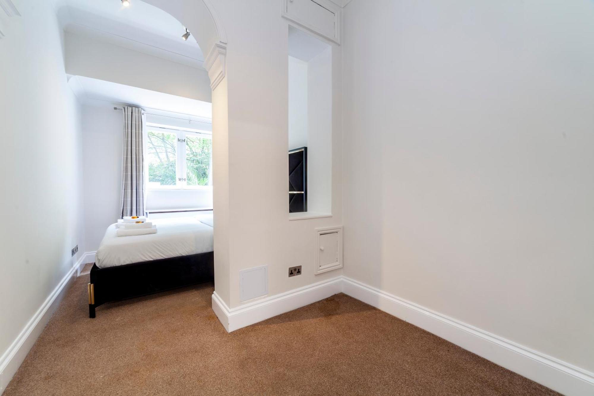 Captivating 3br Flat, 5 Min To Hyde Park Apartment London