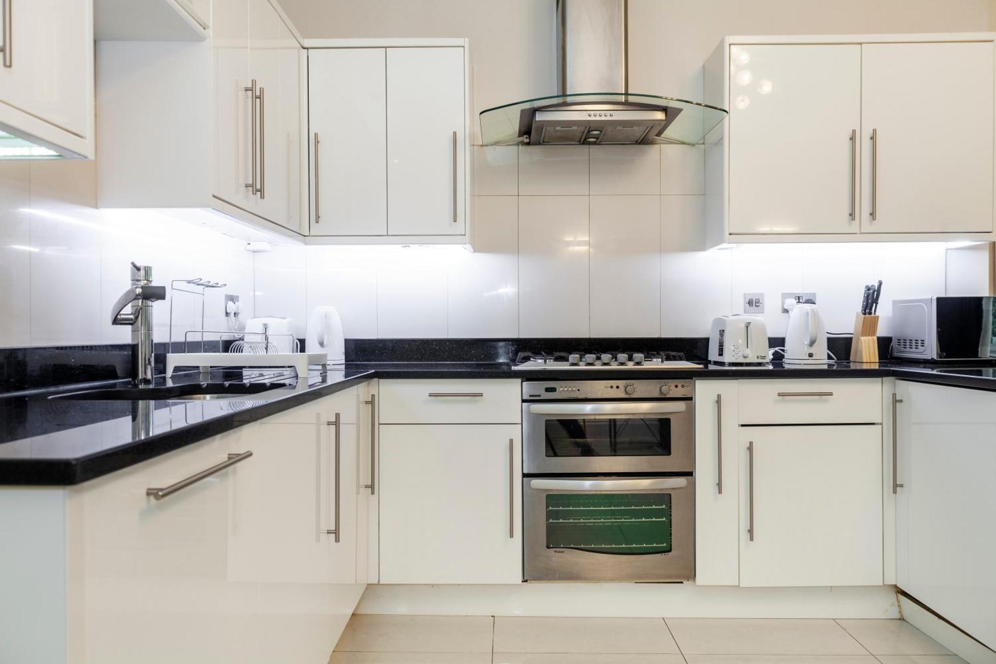 Captivating 3br Flat, 5 Min To Hyde Park London